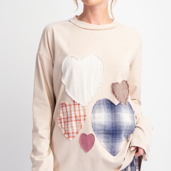 New Easel Women's Long Sleeve Top Shirt Tan Heart Sweatshirt Patches Boho NWT - Picture 6 of 8